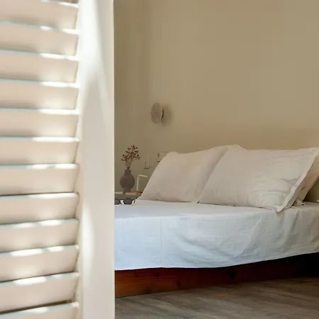 The - Retreat With Pool & Seaview Ретимно