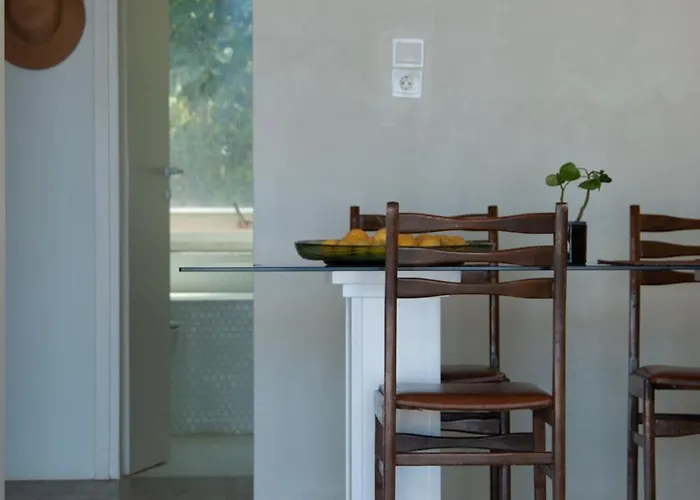 The - Retreat With Pool & Seaview Сasa de vacaciones