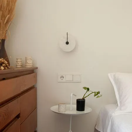 The - Retreat With Pool & Seaview