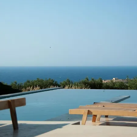 The - Retreat With Pool & Seaview Prázdninový dům *