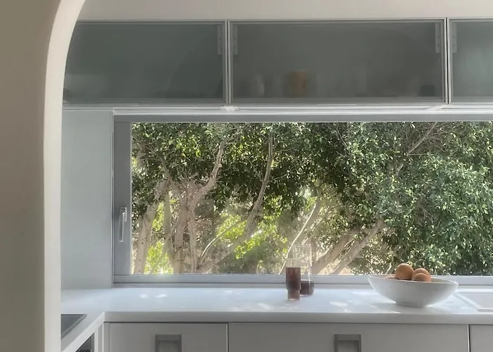 The - Retreat With Pool & Seaview * Retimno